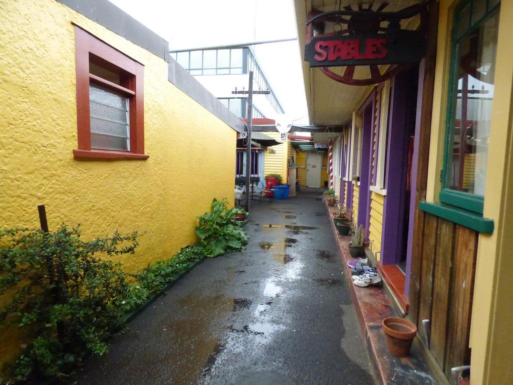 Cactus Jacks Backpackers Rotorua Ngoại thất bức ảnh