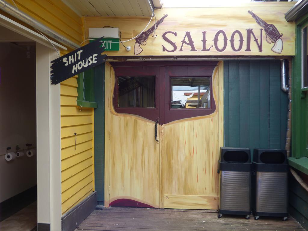 Cactus Jacks Backpackers Rotorua Ngoại thất bức ảnh