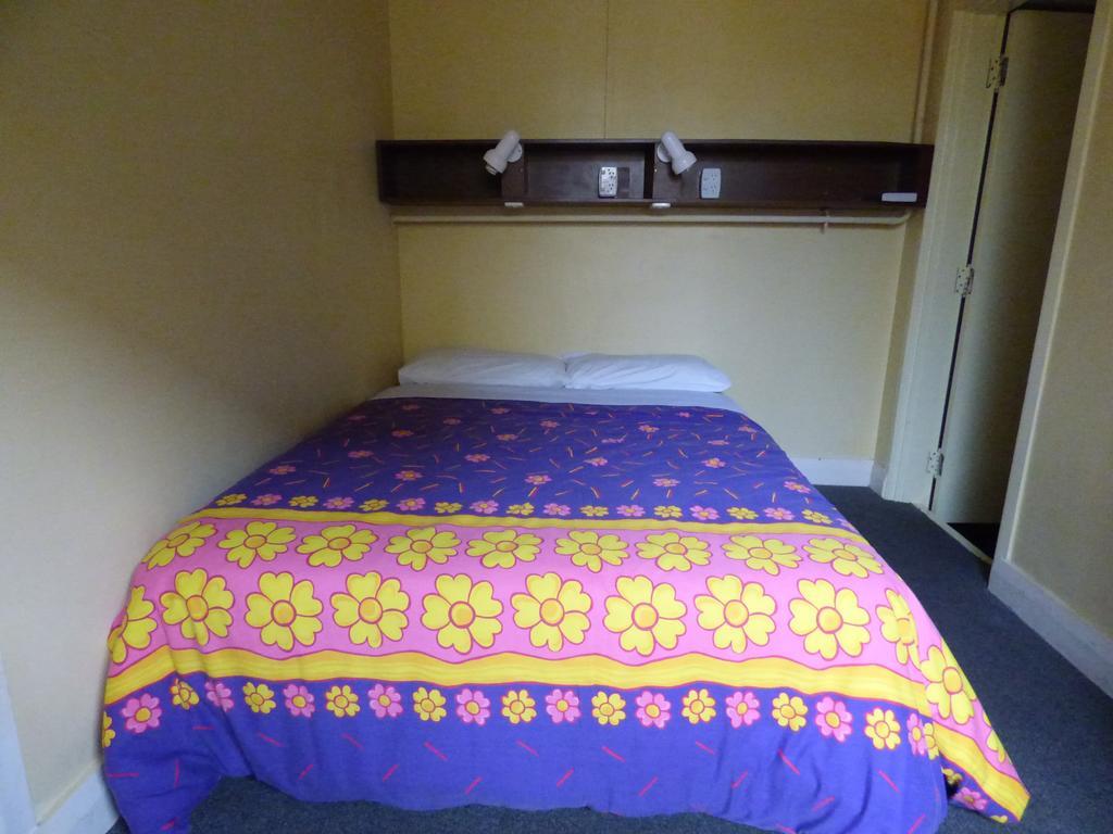 Cactus Jacks Backpackers Rotorua Phòng bức ảnh